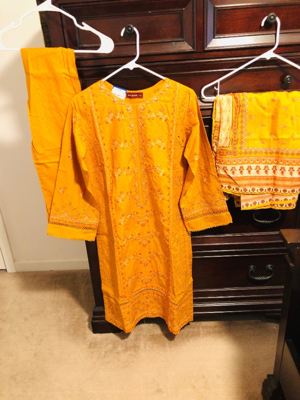 Brand new pakistani suit women’s size 38 very nice